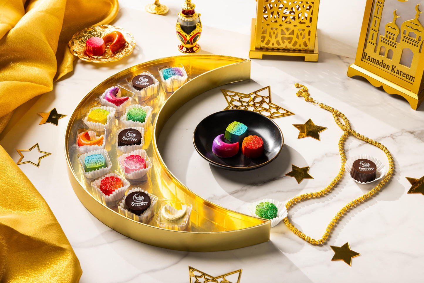 12 Piece Moon Shaped Chocolate Box for Ramadan Mubarak