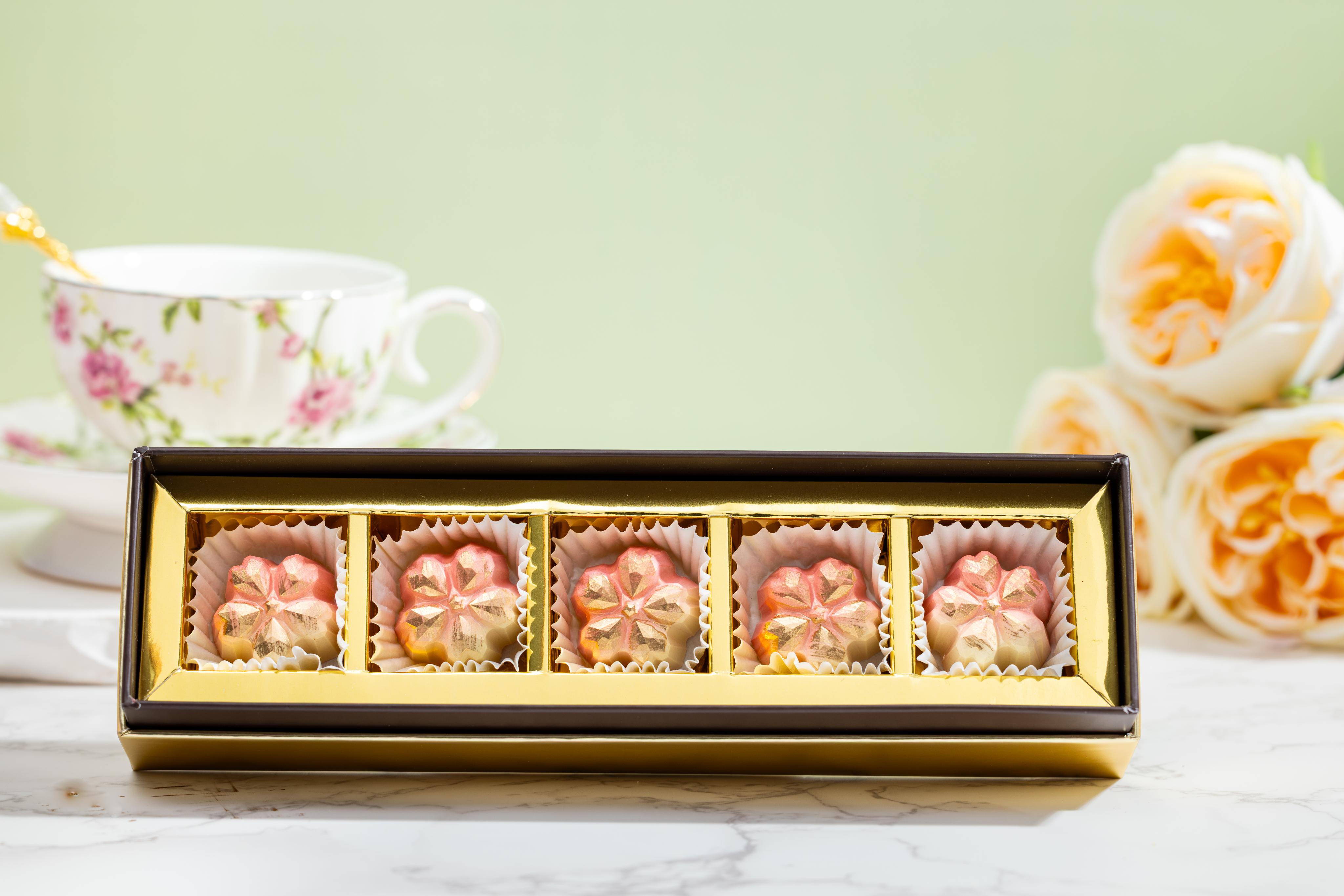 Sakura Bouquet – 8pc Floral Gourmet Artisan Chocolate Box