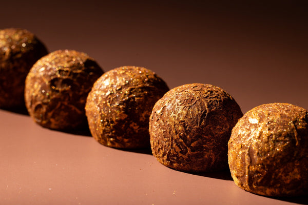 What Type of Chocolate Does Mom Love Most: Dark, Milk, or Artisan Bars?