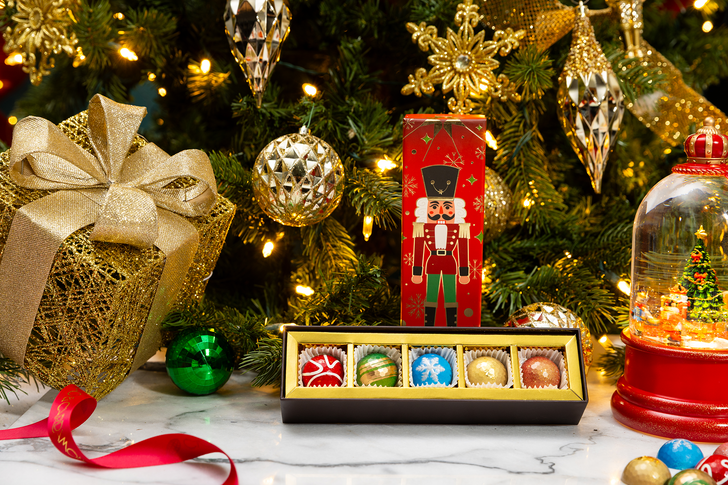 gourmet Christmas chocolate gifts