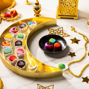 12 Piece Moon Shaped Chocolate Box for Ramadan Mubarak 