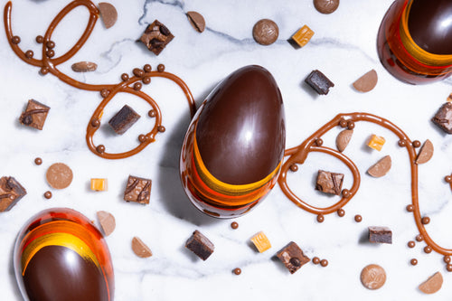Brownie Caramel Layered Egg