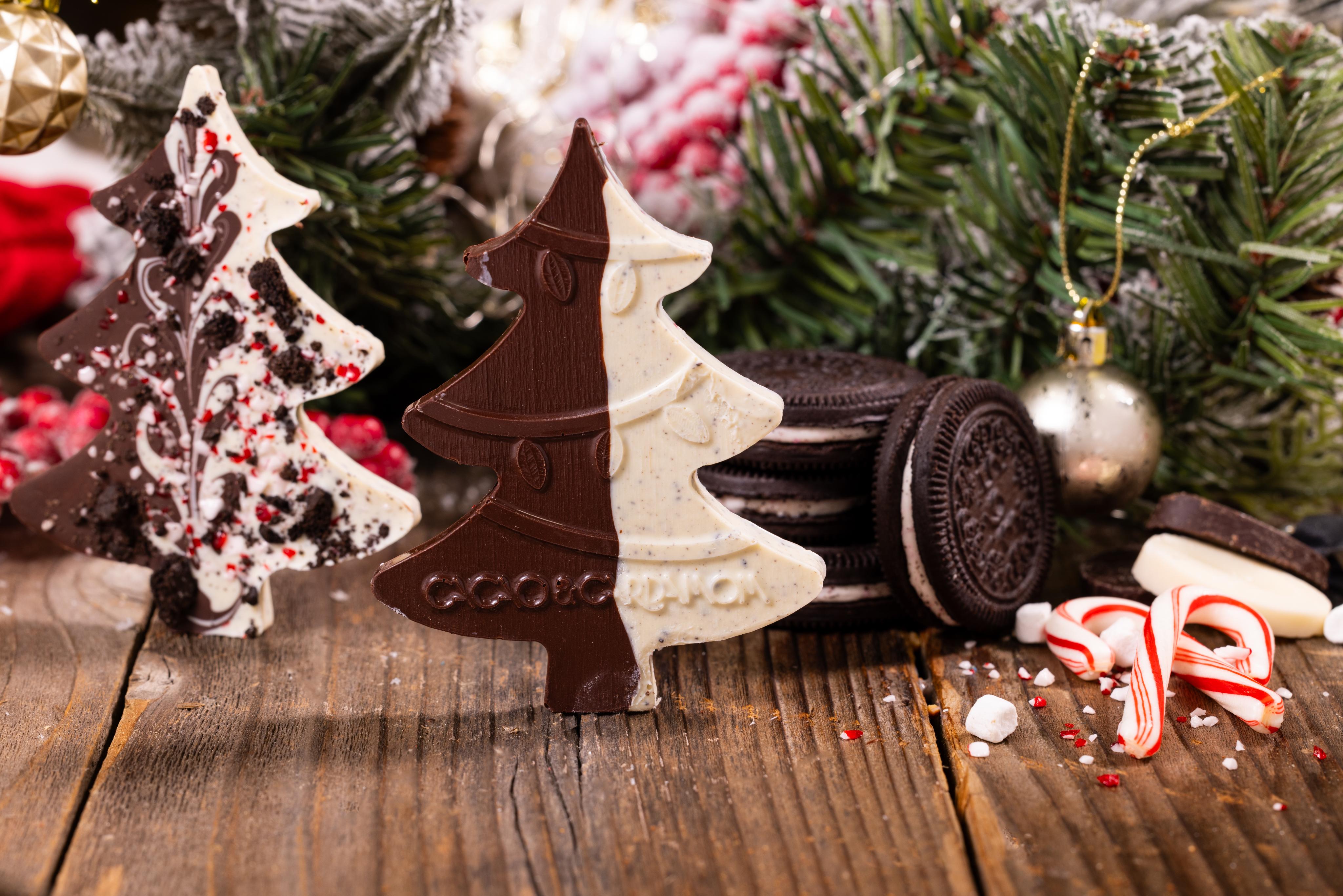 Peppermint Oreo Chocolate Tree Bar – Holiday Gourmet Artisan Chocolate
