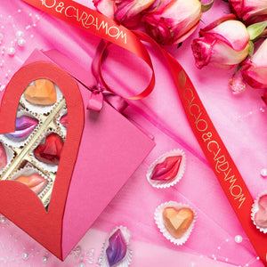 Love-Themed Bonbon Gift