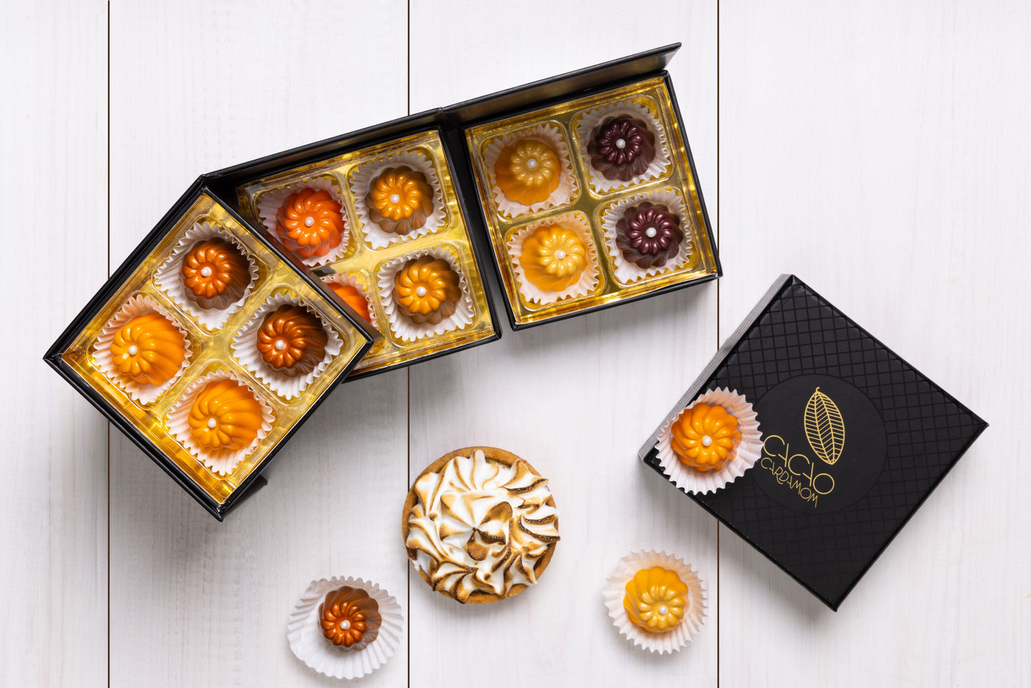 Seasonal treats gift box